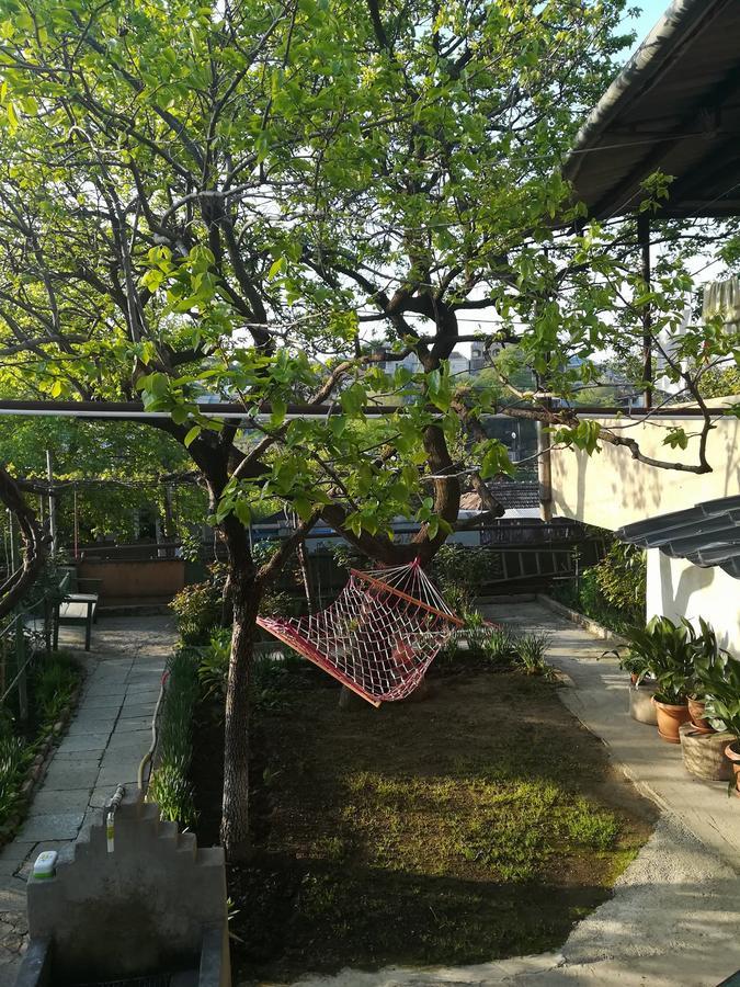 Tbilisi Guesthouse Nini Luaran gambar
